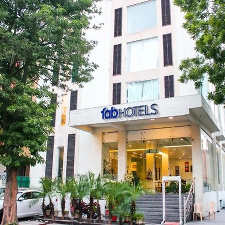 Fabhotel Prime Sage New Delhi Exterior photo
